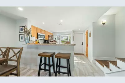 2555 NE 15th Street, Pompano Beach, FL 33062 - Photo 11
