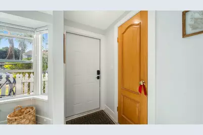 2555 NE 15th Street, Pompano Beach, FL 33062 - Photo 9