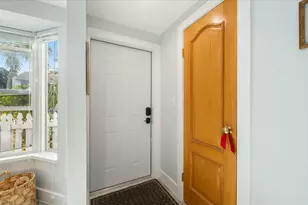 2555 NE 15th St, Pompano Beach, FL 33062 - Photo 9