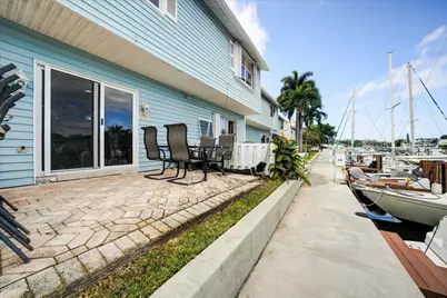 2555 NE 15th Street, Pompano Beach, FL 33062 - Photo 25