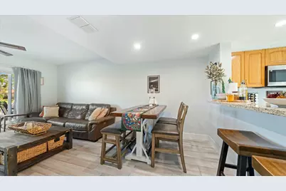 2555 NE 15th Street, Pompano Beach, FL 33062 - Photo 17