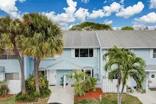 2555 NE 15th St, Pompano Beach, FL 33062 - Photo 3