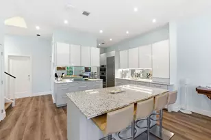 2628 NE 9th Ave, Wilton Manors, FL 33334 - Photo 11