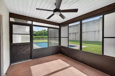 9820 Jonquil Circle N, Palm Beach Gardens, FL 33410 - Photo 43