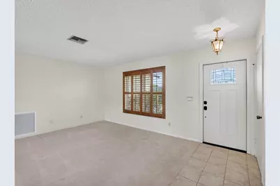 9820 Jonquil Circle N, Palm Beach Gardens, FL 33410 - Photo 15