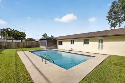 9820 Jonquil Circle N, Palm Beach Gardens, FL 33410 - Photo 35