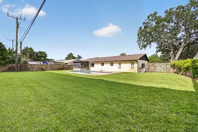 9820 Jonquil Circle N, Palm Beach Gardens, FL 33410 - Photo 49