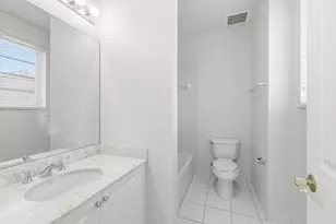 1813 Coral Heights Ln, Oakland Park, FL 33308 - Photo 29