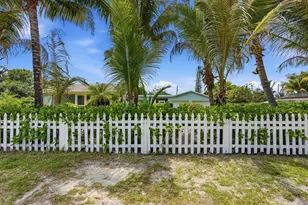 683 Mercury St, West Palm Beach, FL 33406 - Photo 9