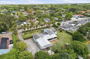 683 Mercury St, West Palm Beach, FL 33406 - Photo 3