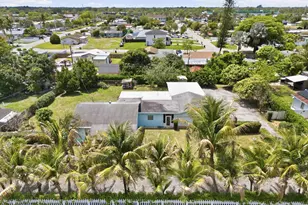 683 Mercury St, West Palm Beach, FL 33406 - Photo 5
