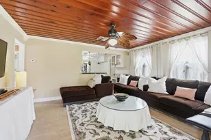 683 Mercury St, West Palm Beach, FL 33406 - Photo 29