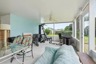683 Mercury St, West Palm Beach, FL 33406 - Photo 43