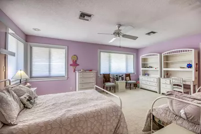 185 Thornton Drive, Palm Beach Gardens, FL 33418 - Photo 27