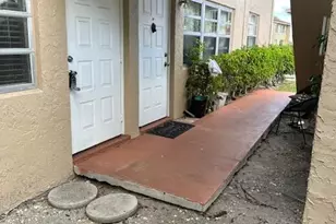 1004 Twin Lakes Dr, Coral Springs, FL 33071 - Photo 27