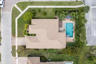 9387 Silent Oak Cir, West Palm Beach, FL 33411 - Photo 5