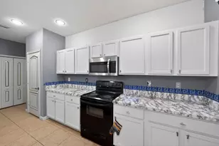2535 Creekside Dr, Fort Pierce, FL 34981 - Photo 9