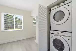 622 SW 7th Ave, Fort Lauderdale, FL 33315 - Photo 11