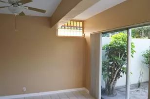 61 East Ct, Royal Palm Beach, FL 33411 - Photo 7
