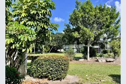 61 East Court, Royal Palm Beach, FL 33411 - Photo 15