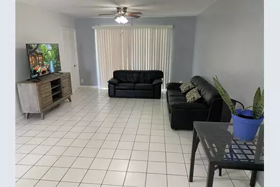 61 East Court, Royal Palm Beach, FL 33411 - Photo 3