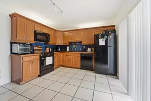 317 3rd Ct, Palm Beach Gardens, FL 33410 - Photo 3