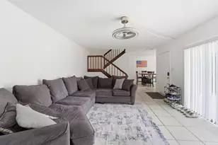317 3rd Ct, Palm Beach Gardens, FL 33410 - Photo 7