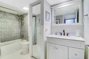 912 9th Ct, Palm Beach Gardens, FL 33410 - Photo 13