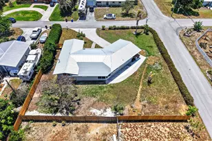 9361 SE Duncan St, Hobe Sound, FL 33455 - Photo 51