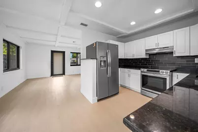 7708 SW 9th Street, North Lauderdale, FL 33068 - Photo 5