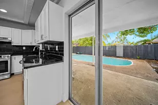 7708 SW 9th St, North Lauderdale, FL 33068 - Photo 11