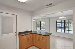 3747 E Valley Green Dr, Davie, FL 33328 - Photo 9