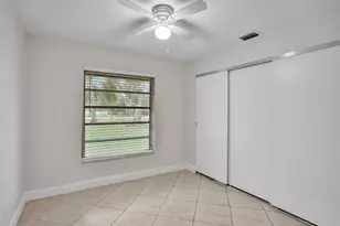 3747 E Valley Green Dr, Davie, FL 33328 - Photo 15
