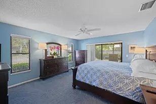 657 Juniper Pl, Wellington, FL 33414 - Photo 13