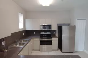 2108 Shoma Dr, West Palm Beach, FL 33414 - Photo 3