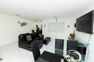 783 NE 127th St, North Miami, FL 33161 - Photo 5