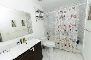 783 NE 127th St, North Miami, FL 33161 - Photo 11