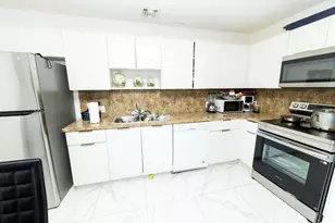 783 NE 127th St, North Miami, FL 33161 - Photo 17