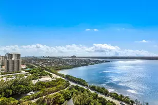 5070 N Ocean Dr, Singer Island, FL 33404 - Photo 3