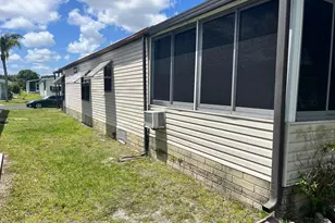 240 Mangrove Bay Pl, Fort Pierce, FL 34982 - Photo 5