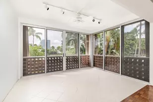 369 S Lake Dr, Palm Beach, FL 33480 - Photo 13