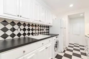 369 S Lake Dr, Palm Beach, FL 33480 - Photo 9