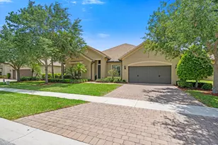 4591 Siena Cir, Wellington, FL 33414 - Photo 3