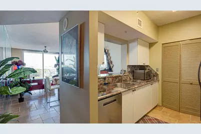 3020 NE 32nd Avenue #606, Fort Lauderdale, FL 33308 - Photo 3