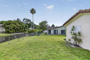 2551 NW 98th Terrace, Coral Springs, FL 33065 - Photo 25