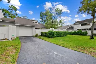 12875 Spinnaker Ln, Wellington, FL 33414 - Photo 15