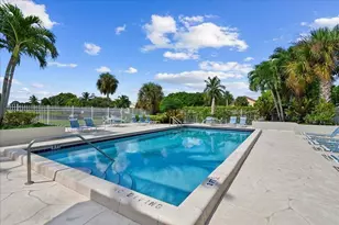 12875 Spinnaker Ln, Wellington, FL 33414 - Photo 21