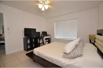 6649 Somerset Drive #102, Boca Raton, FL 33433 - Photo 11