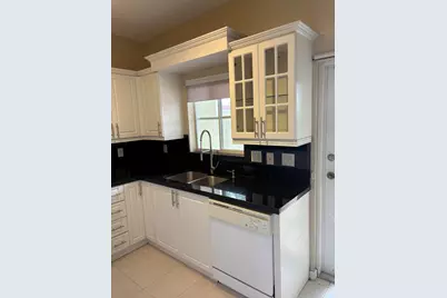 11429 NW 34th Place, Sunrise, FL 33323 - Photo 9