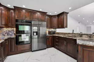 1873 NW 97th Terrace, Coral Springs, FL 33071 - Photo 13